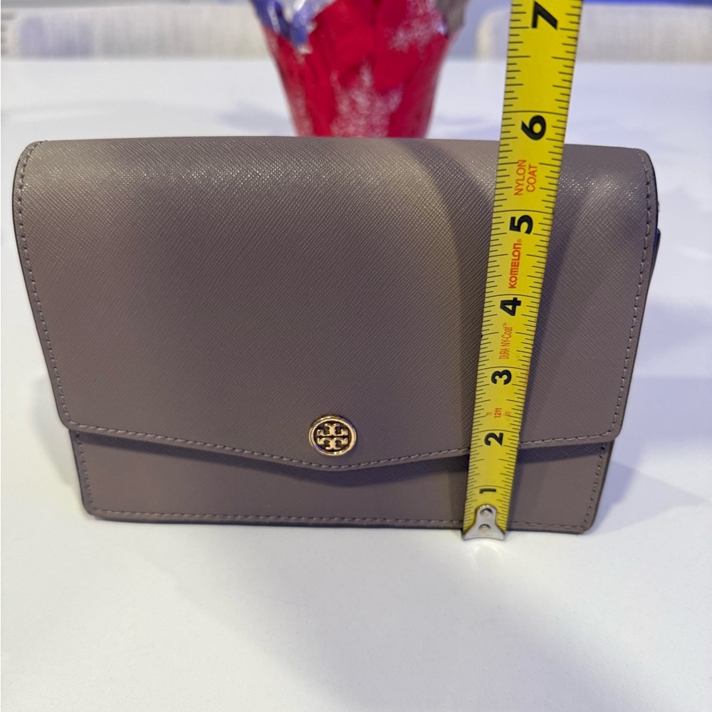 Tory Burch Gray Robinson Leather Mini Chain Bag - Picture 4 of 14